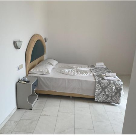 Hotel Kourkoumelata Argosztóli Kültér fotó